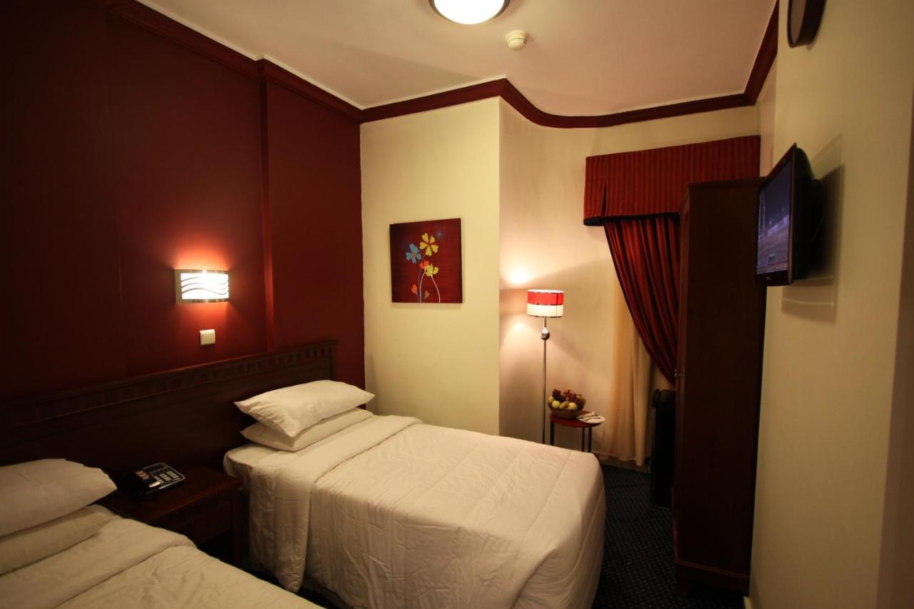Al Saraya Ajyad Hotel Mecca Exterior photo