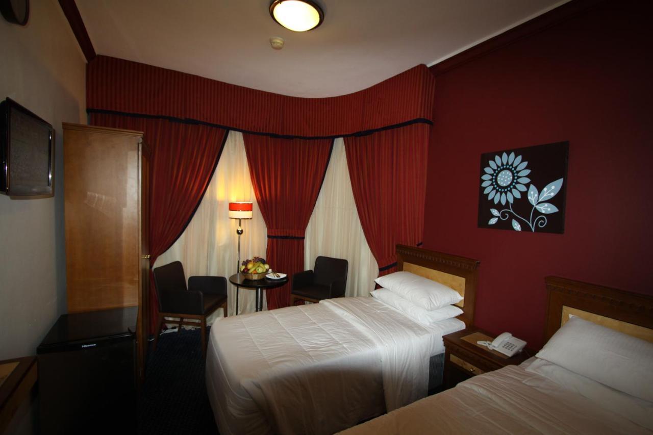 Al Saraya Ajyad Hotel Mecca Exterior photo
